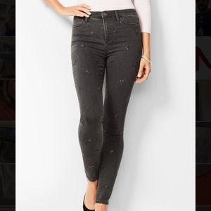 Talbots Limited Edition Grey Denim Jeggings - SNOWFLAKE-EMBELLISHED Size 6